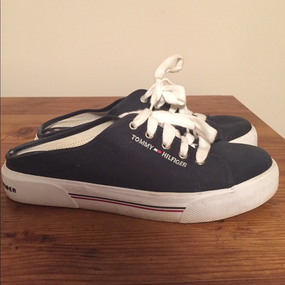 tommy hilfiger converse